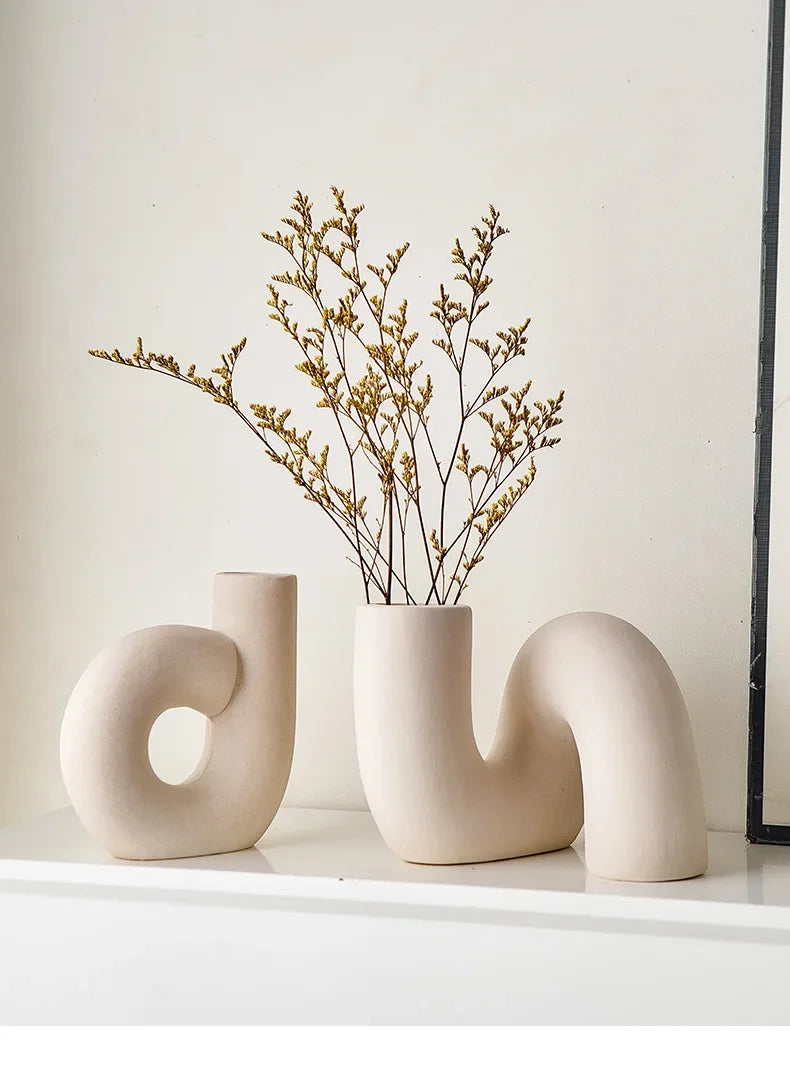 BADU DRAFT!Nordic White Ceramic Vase for Dried Flowers Office Vases for Interior Home Decorations Cute Room Decor Modern Decorative Vases Artedimo 