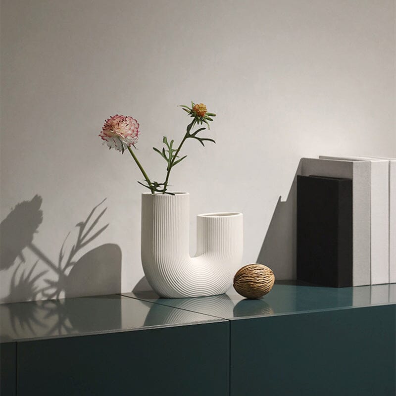 "Ute" U-Shaped Ceramic Creative Vase Pottery Pink / White / Grey / Brick Red Artedimo 