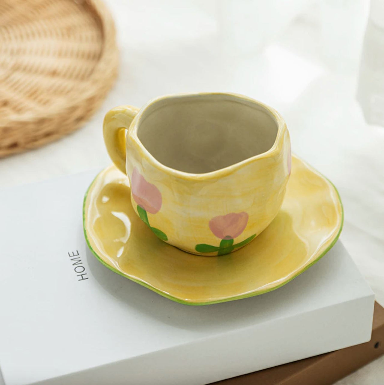 "Lily" Hand-painted Flower Ceramic Cup / Mug coffee cup Artedimo 