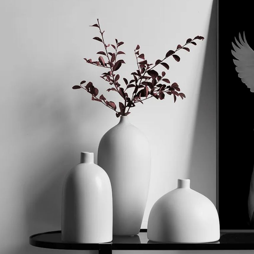 japanese style minimalist vase white